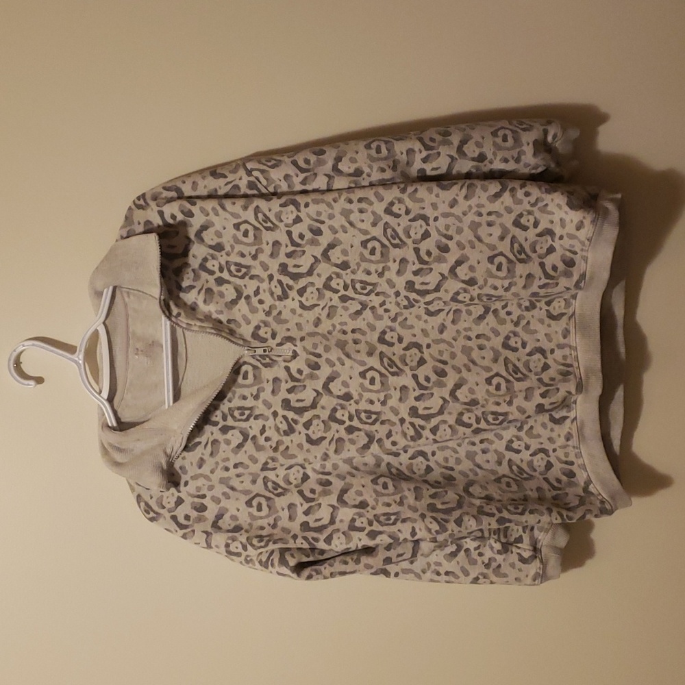 Aerie printed half zip long sleeve sweater size S.
